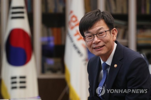 김상조 공정거래위원장