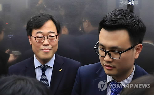간담회 마친 김기식