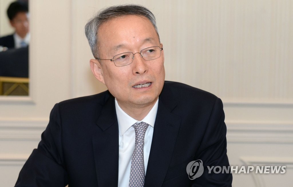 백운규 장관 일본행…동북아 슈퍼그리드 등 경제협력 논의 - 1