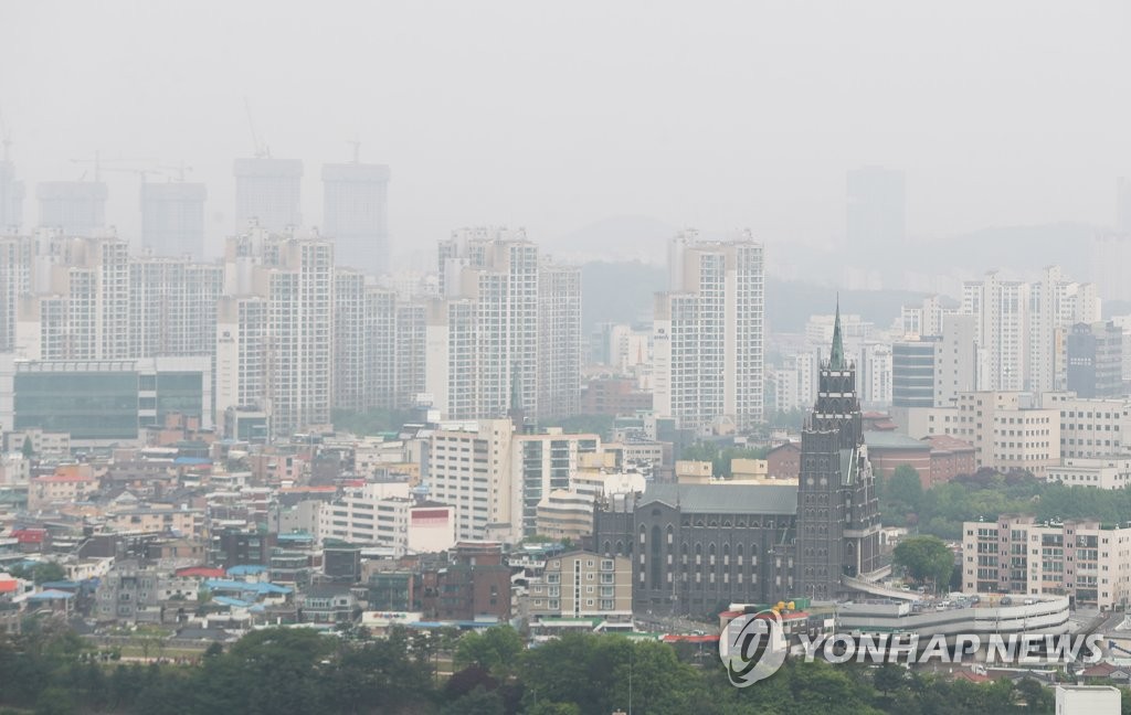 초미세먼지에 덮인 수원시