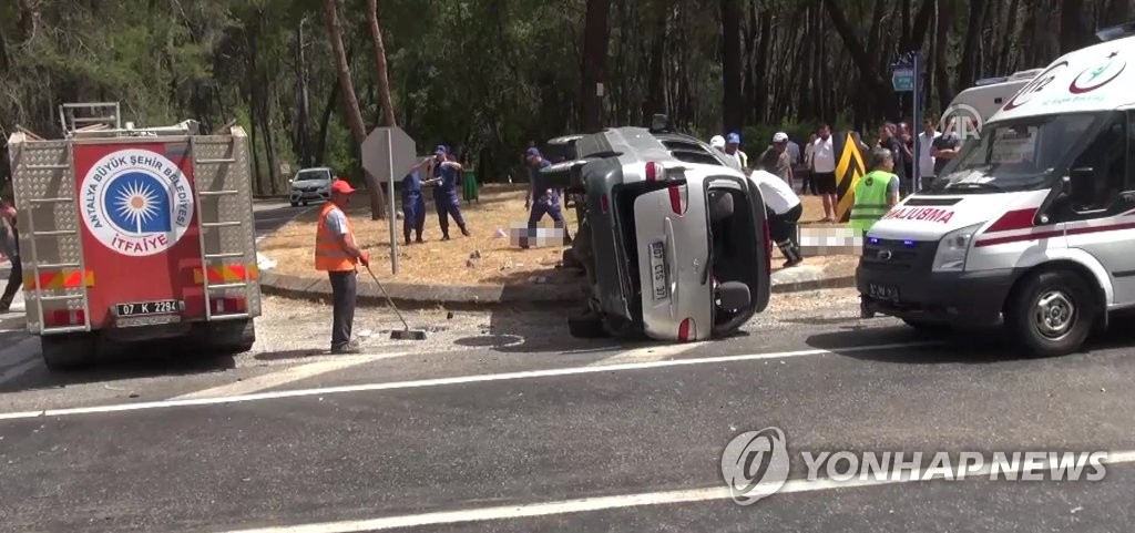 터키서 교통사고로 한국인 여성 4명 숨져