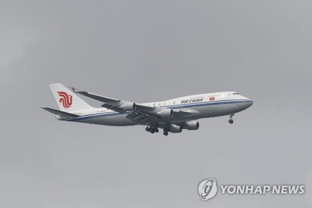 김정은 위원장 태운 에어차이나 항공기