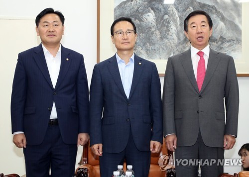 3당 원내대표 회동, 발언하는 김성태