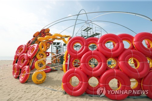해운대해수욕장 재활용 설치미술