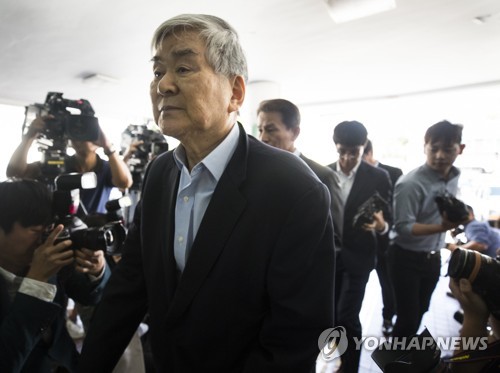 지수대 출석하는 조양호 회장
