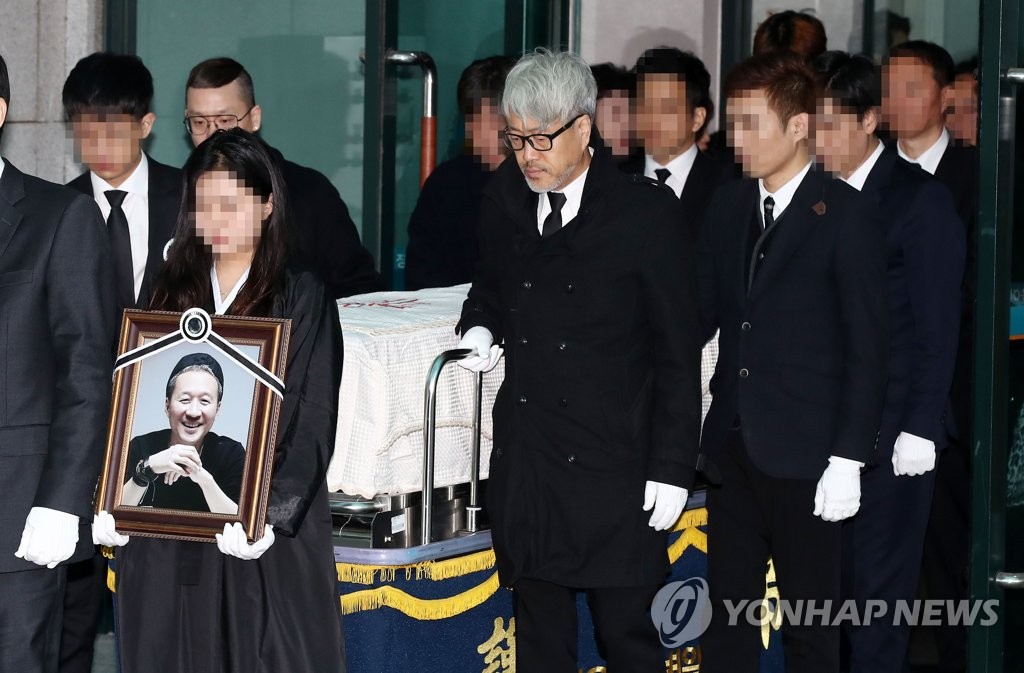 Funeral for late drummer Funeral for late drummer