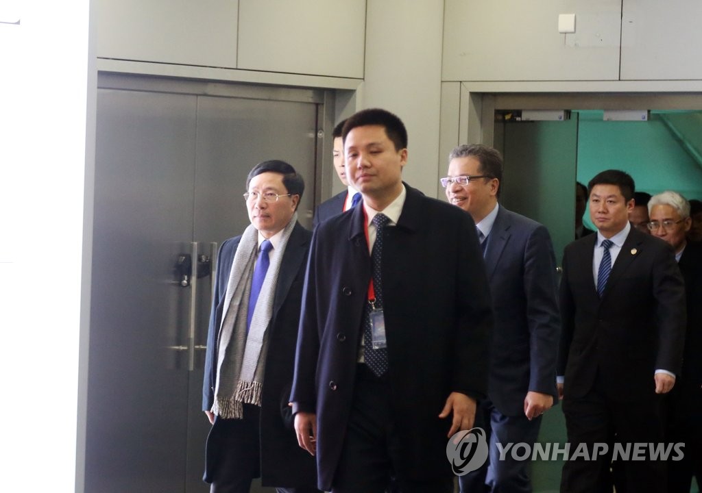 팜 빈 민 베트남 외교장관 평양행
