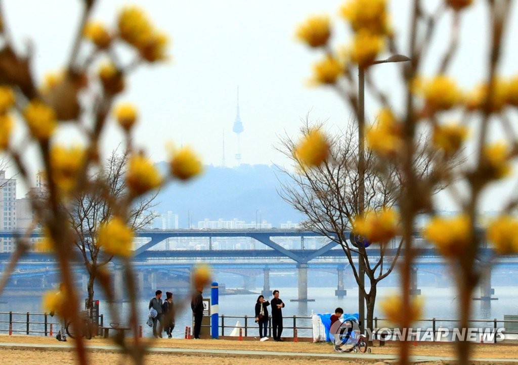 미세먼지 없는 서울의 봄