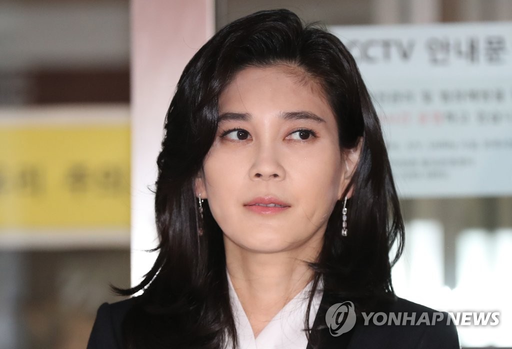 Hotel Shilla chief Lee Boo-jin is shown in this photo taken March 21, 2019, as she stood in front of the press before her company began its regular shareholder meeting in Seoul. (Yonhap) 