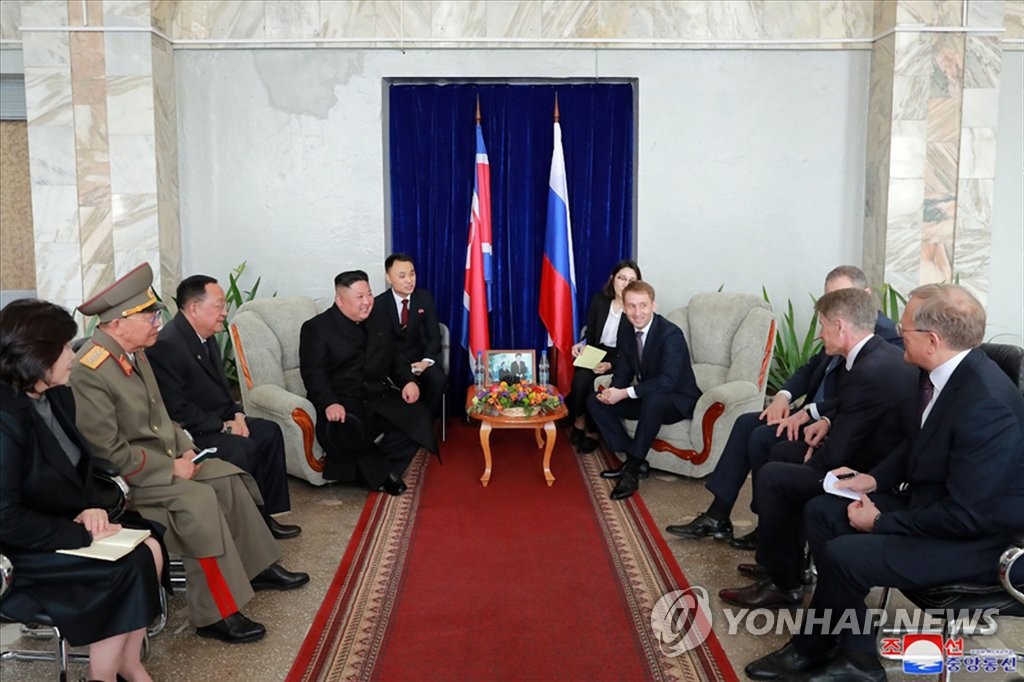 金正恩氏がウラジオ到着 金正恩氏がウラジオ到着