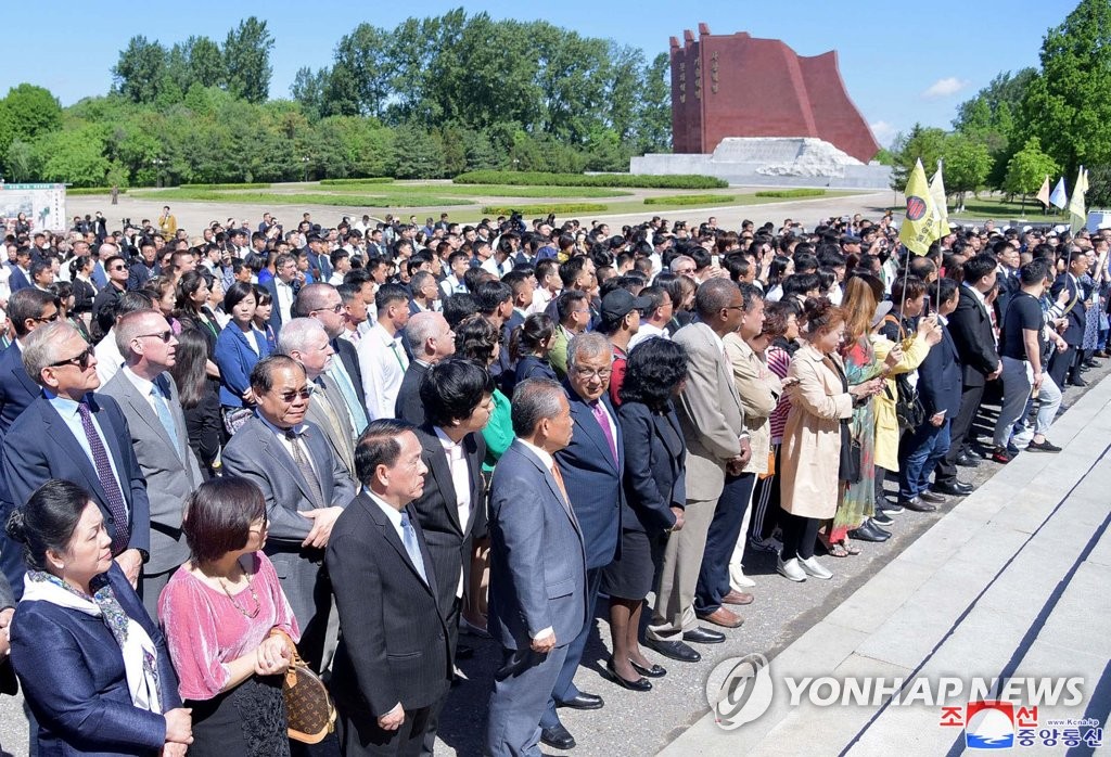 평양 봄철국제상품전람회 개막