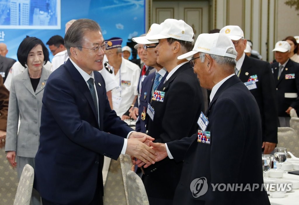 朝鮮戦争有功者と昼食会 朝鮮戦争有功者と昼食会