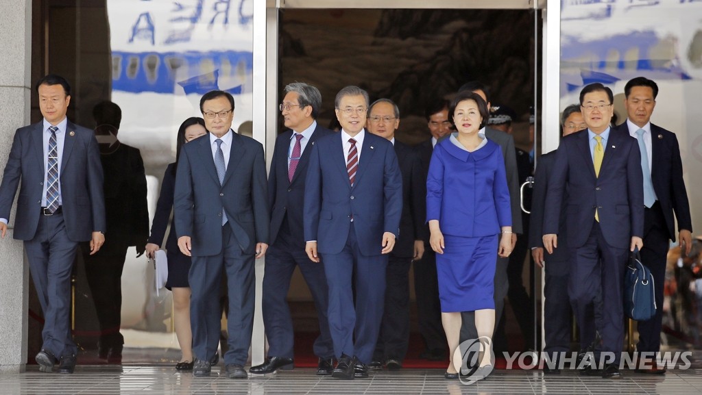 문 대통령, G20 출국