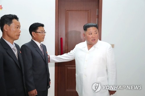 지난 2019년 지방인민회의 대의원선거 투표 나선 북한 김정은