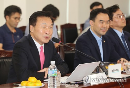모두 발언하는 손학규 대표