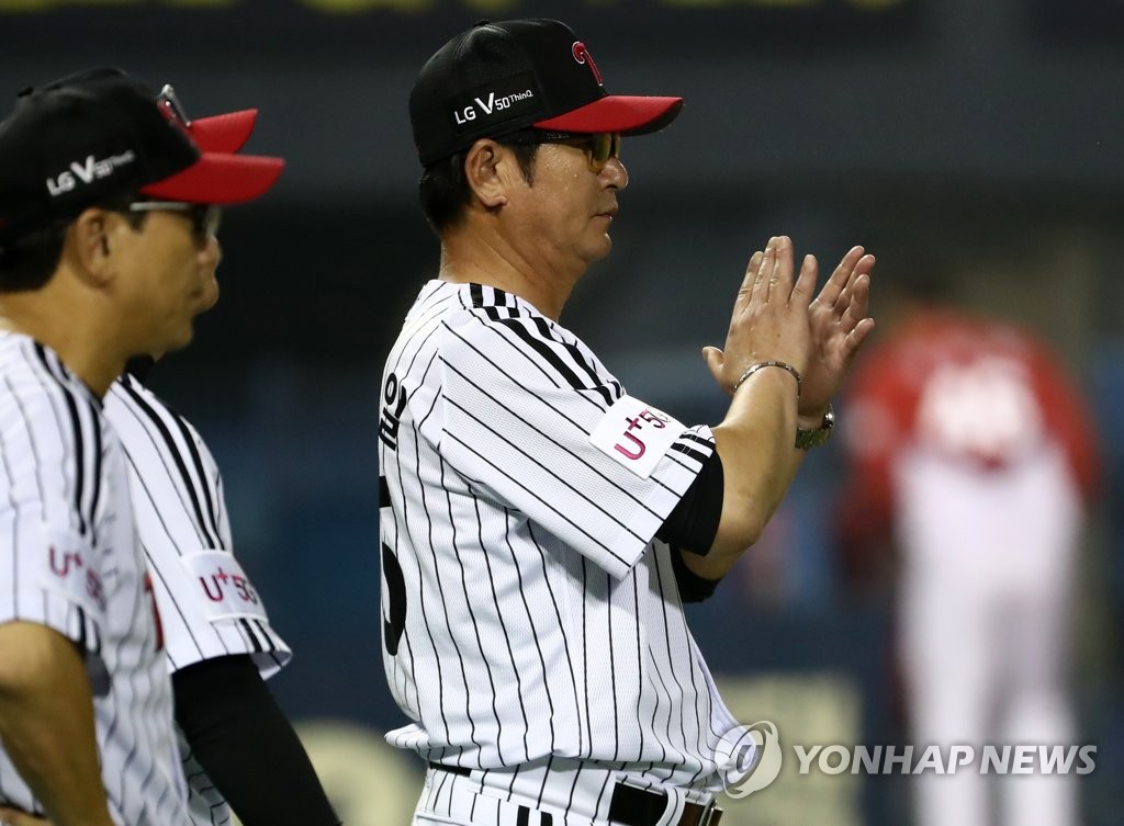 LG Twins manager applauds players LG Twins manager applauds players