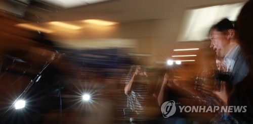 제기된 의혹을 뒤로 하고