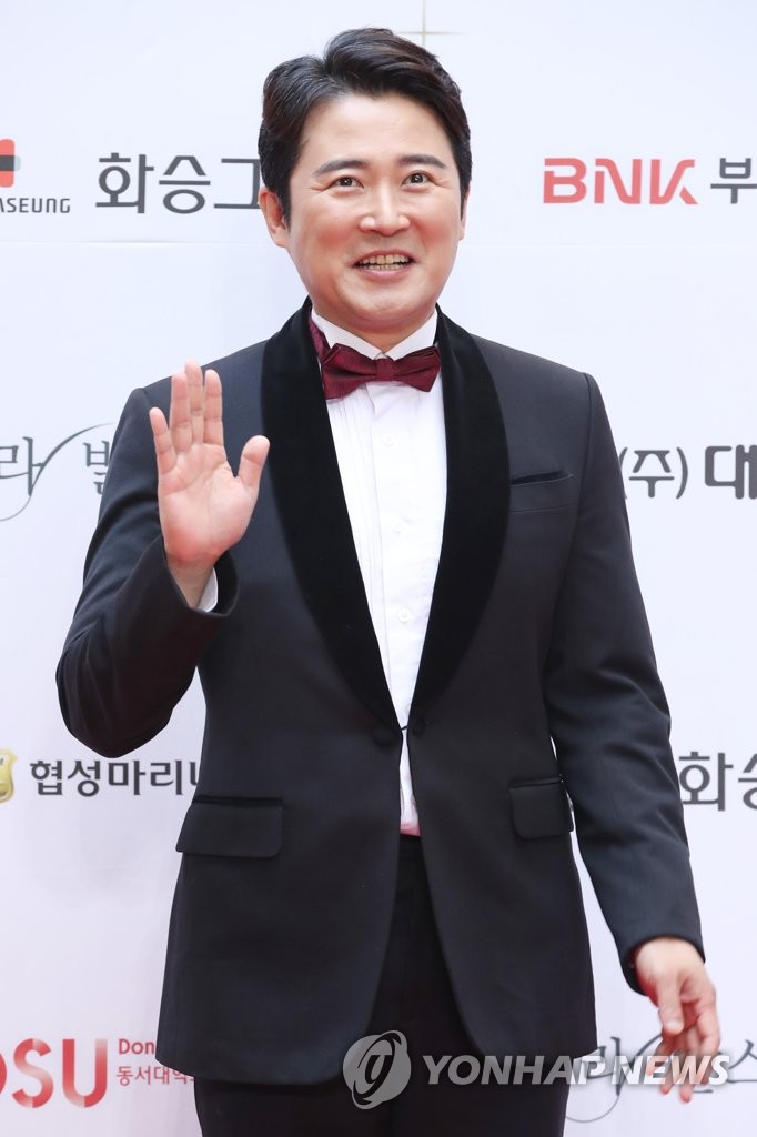 부일영화상 참석한 임호