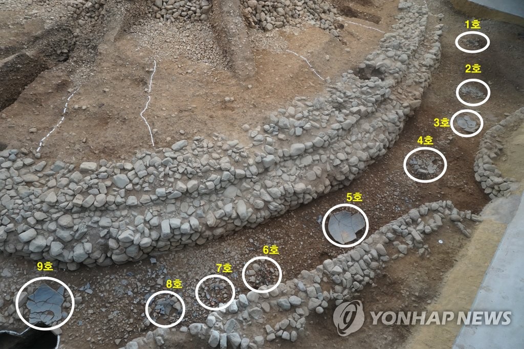 쪽샘 44호분서 신라시대 제사유물 대량 출토