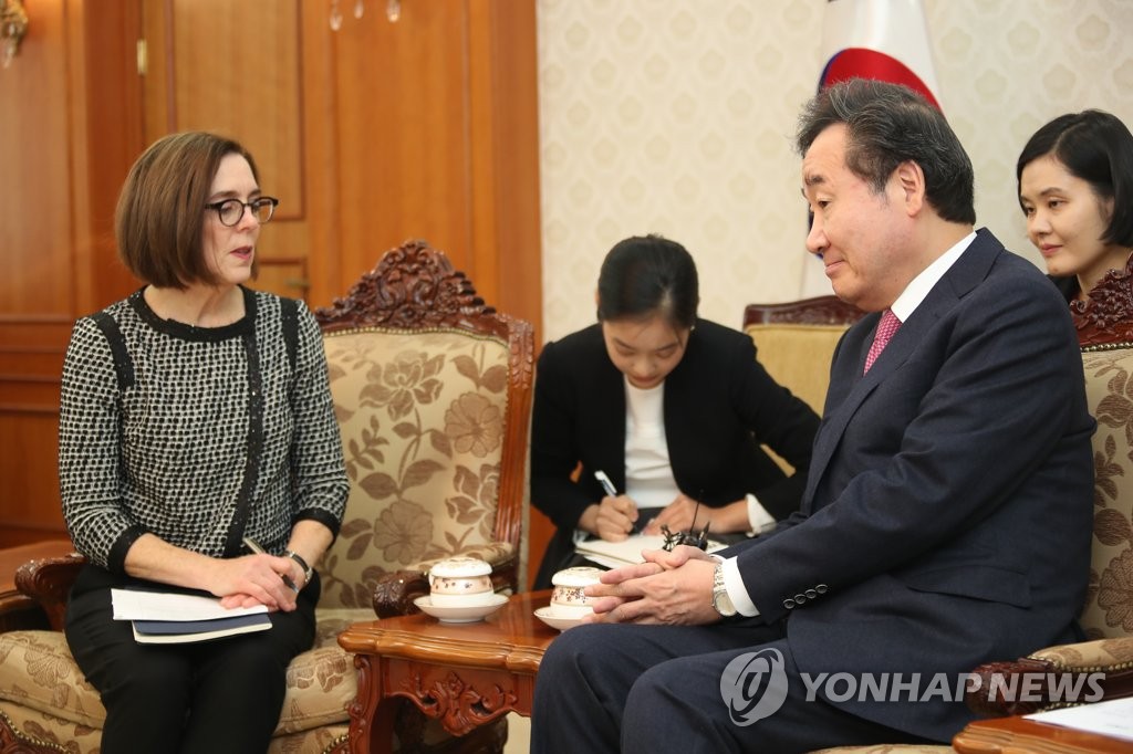 Oregon governor in South Korea Oregon governor in South Korea