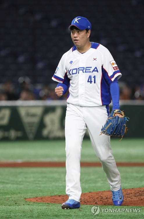 이영하 '주먹 불끈'
