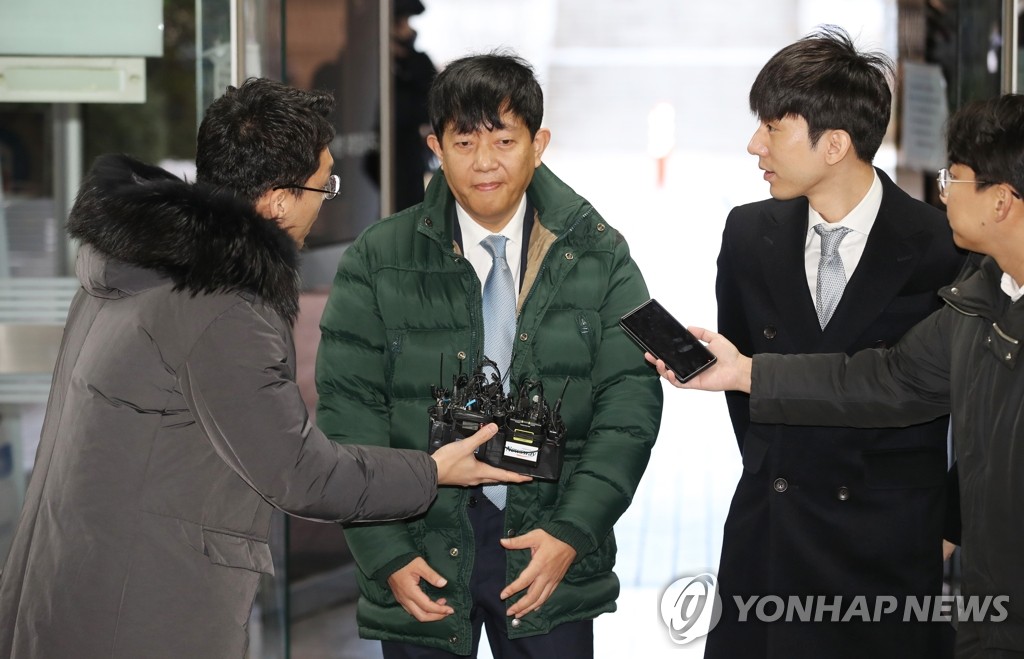 이재웅 쏘카 대표 첫 공판 출석