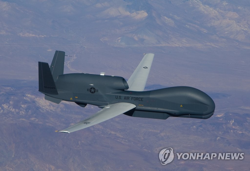 U.S. flies spy plane over Korea U.S. flies spy plane over Korea