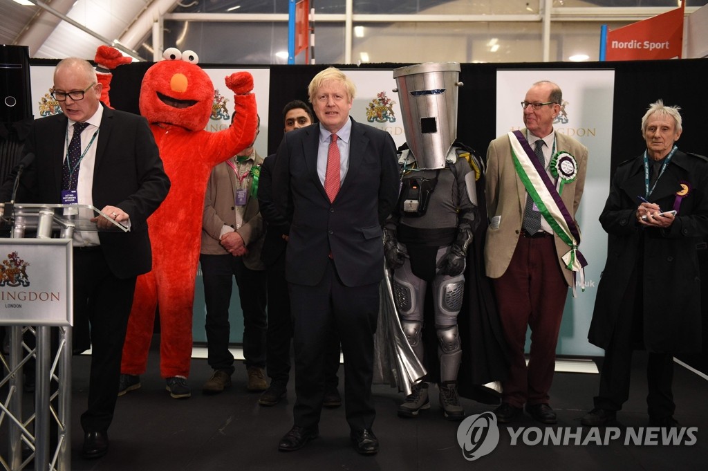 영국 총선서 의원직 확보한 존슨 총리