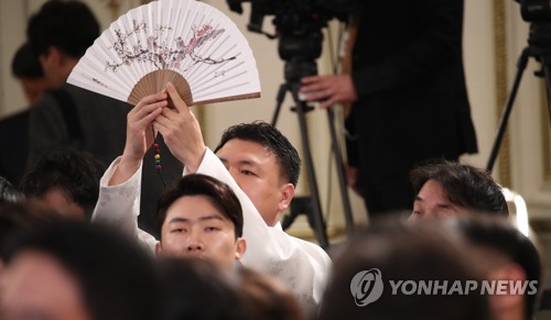 질문하고 싶습니다!