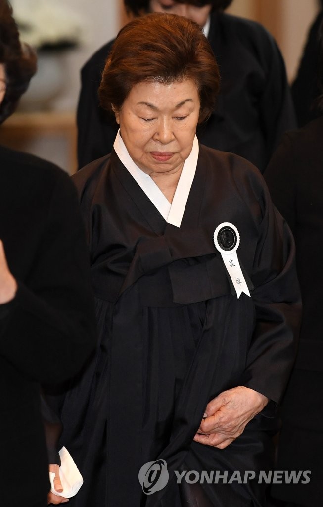 Widow of late Lotte founder Widow of late Lotte founder