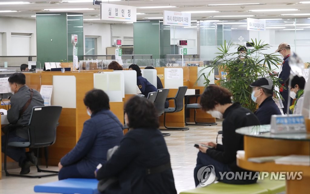 코로나19 여파 휴업ㆍ휴직으로 고용 악화