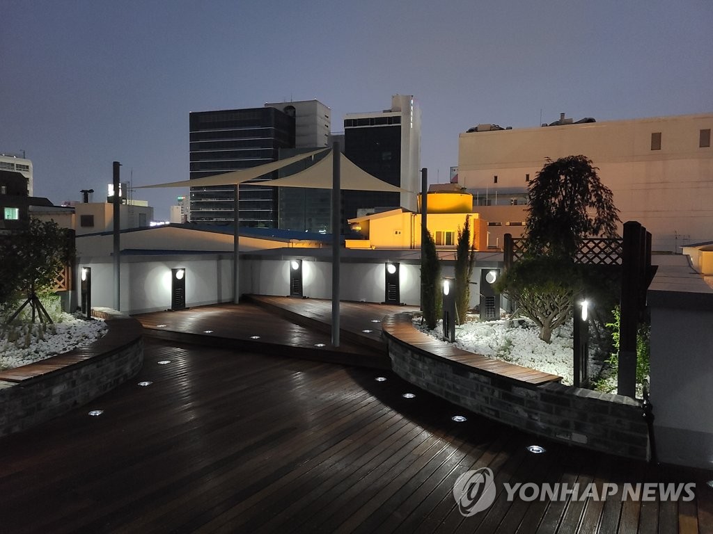 광주 동구 미로센터 '밤에도 아름다움'