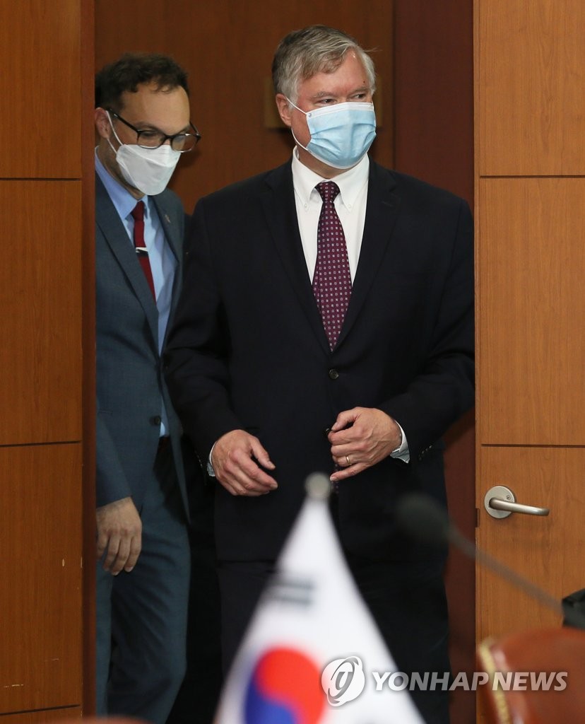 회동 참석하는 스티븐 비건
