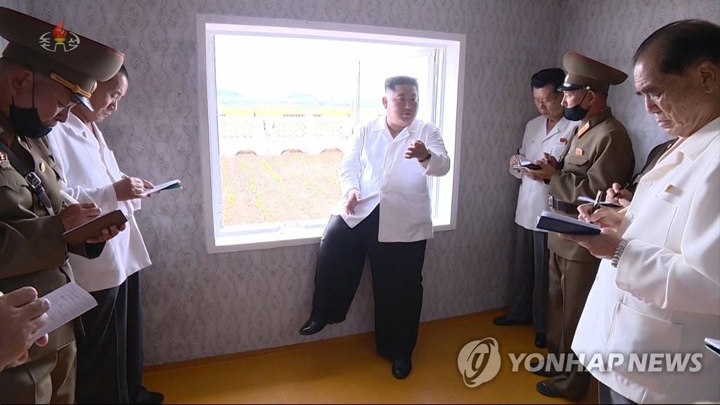 正恩氏の指示をメモ 正恩氏の指示をメモ