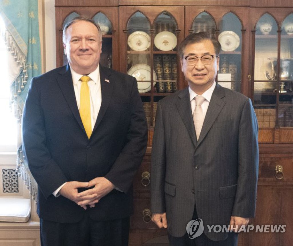 Suh Hoon avec Pompeo Suh Hoon avec Pompeo