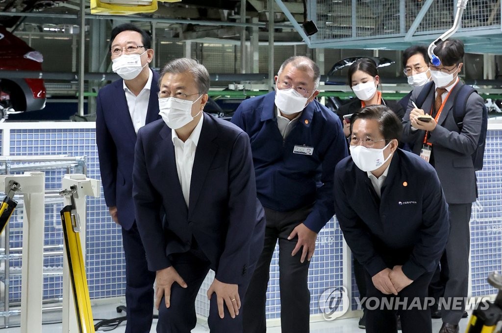 文大統領 燃料電池車の生産ラインを視察 文大統領 燃料電池車の生産ラインを視察