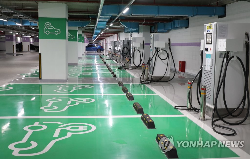 무역센터, 국내 최대 규모 전기차 급속충전소 오픈