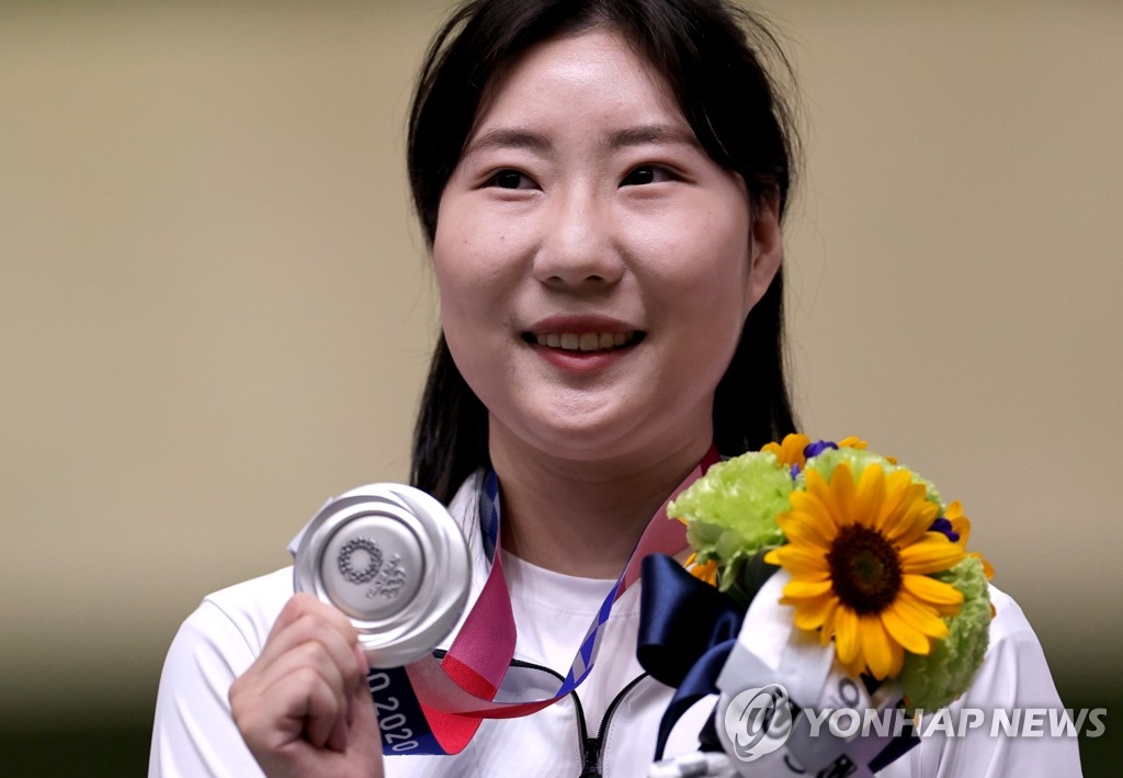 김민정, 여자 25ｍ 권총 은메달…런던 김장미 이후 9년만