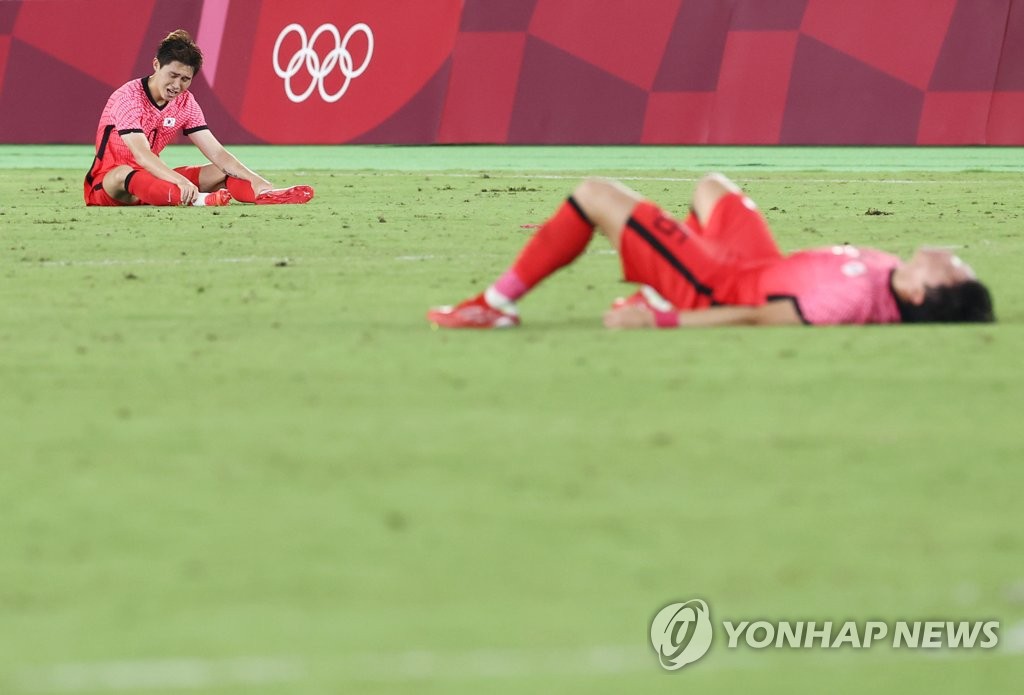 한국 축구, 멕시코에 3-6 완패…두 대회 연속 8강서 탈락