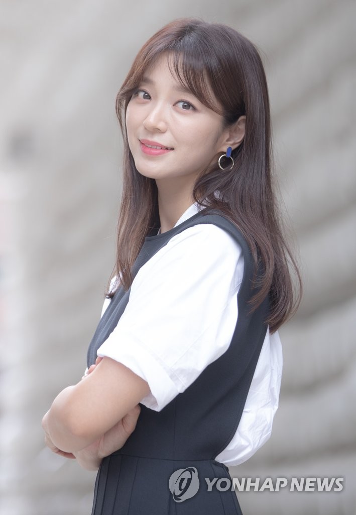 Interview with actress Song Ji-in Interview with actress Song Ji-in