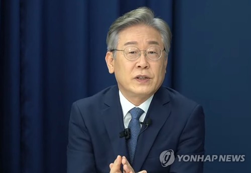 민주당 초선 의원 초청 토크 콘서트 참석한 이재명 경기도지사