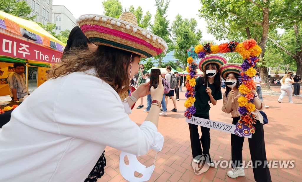 축제 추억 남기기