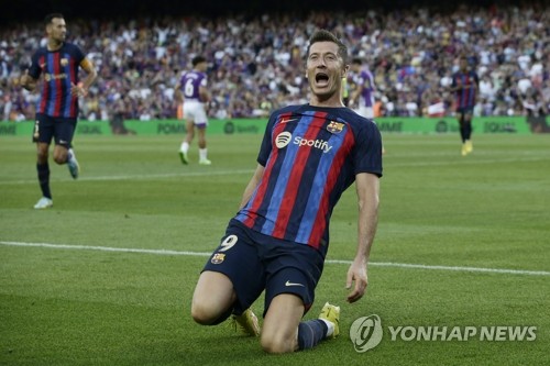 바야돌리드전에서 2골 넣은 레반도프스키