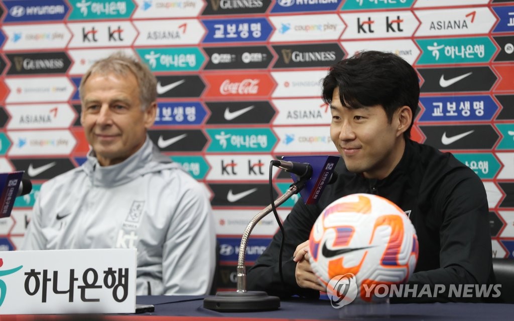 サッカー韓国代表監督と孫興ミン サッカー韓国代表監督と孫興ミン