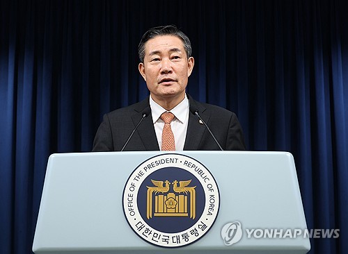 소감 밝히는 신원식 국방부 장관 후보자