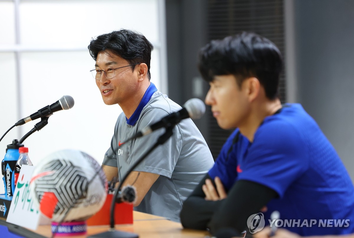 중국과의 경기 앞둔 김도훈 감독