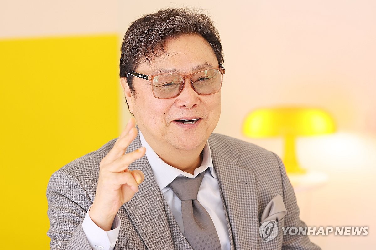 남진, 가요계의 전설