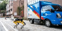 로봇개 스팟 '택배 배송견'으로 아파트 투입…기아 PBV 실증사업