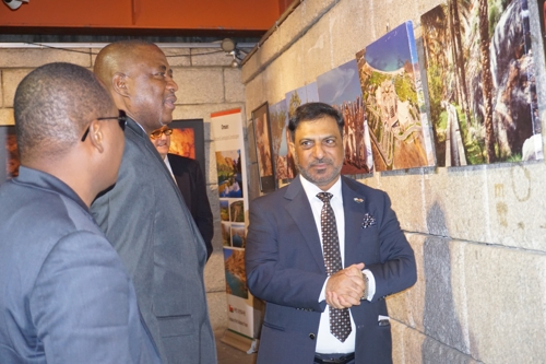 افتتاح معرض الصور عن سلطنة عمان في سيئول