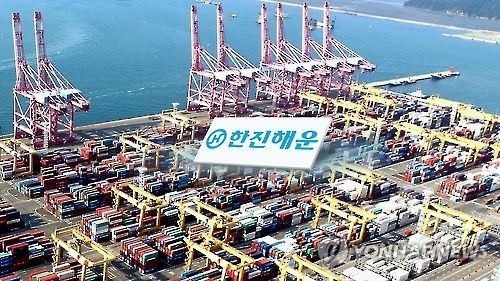 Finance minister urges Hanjin to take responsibility for logistics crisis - 2